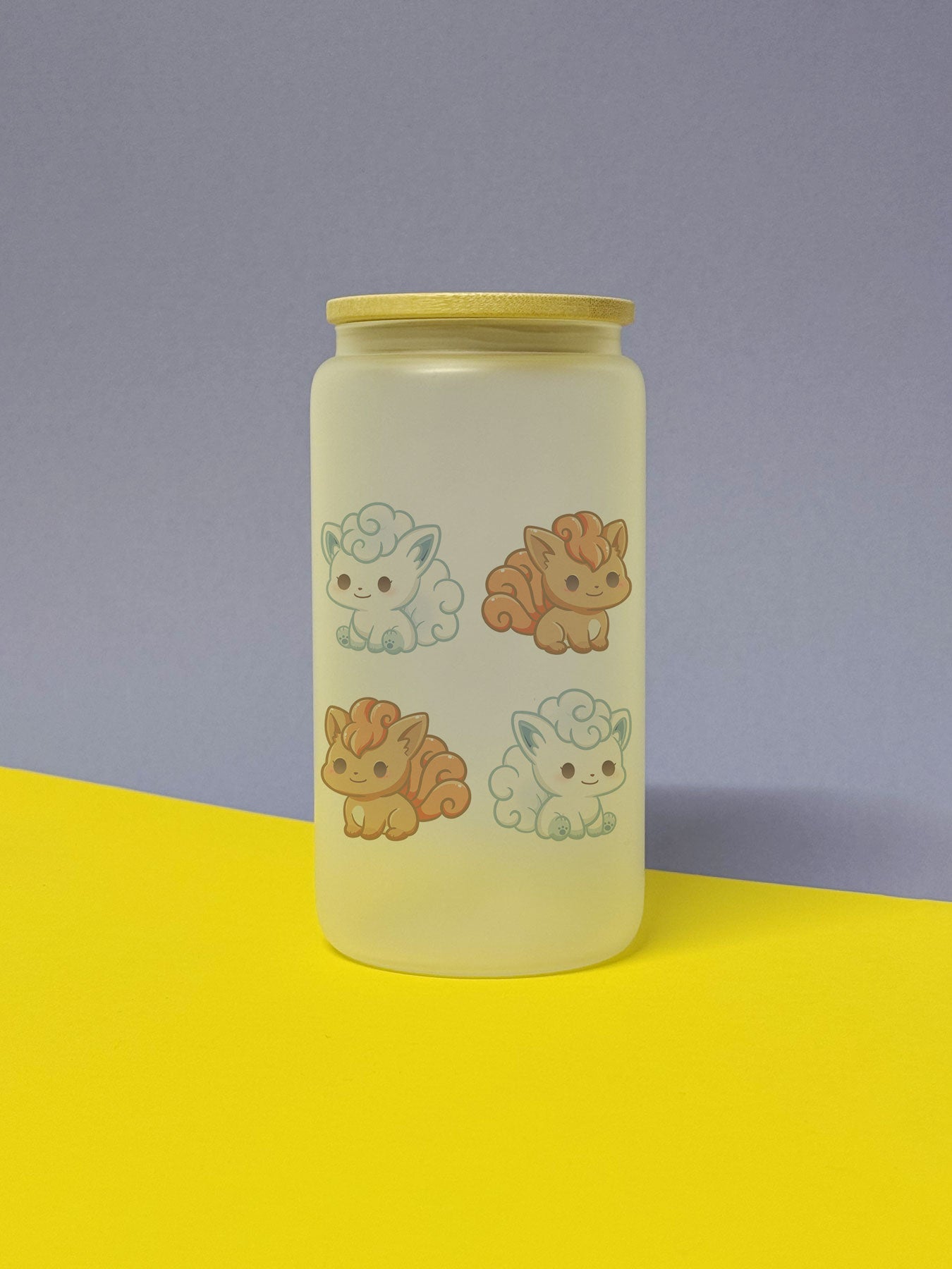 Kawaii Monster Trinkglas verschiedene Varianten mit Bambusdeckel inkl. Glasstrohhalm und Reinigungsbürste