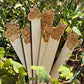 Children of the Forest 7 Pflanzenstecker aus Holz Set